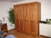 Kleiderschrank als Keilschrank ausgeführt