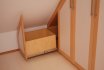 Schrank in Dachschräge, Füllungen aus Japanpapier Schrank in Dachschräge, Füllungen aus Japanpapier